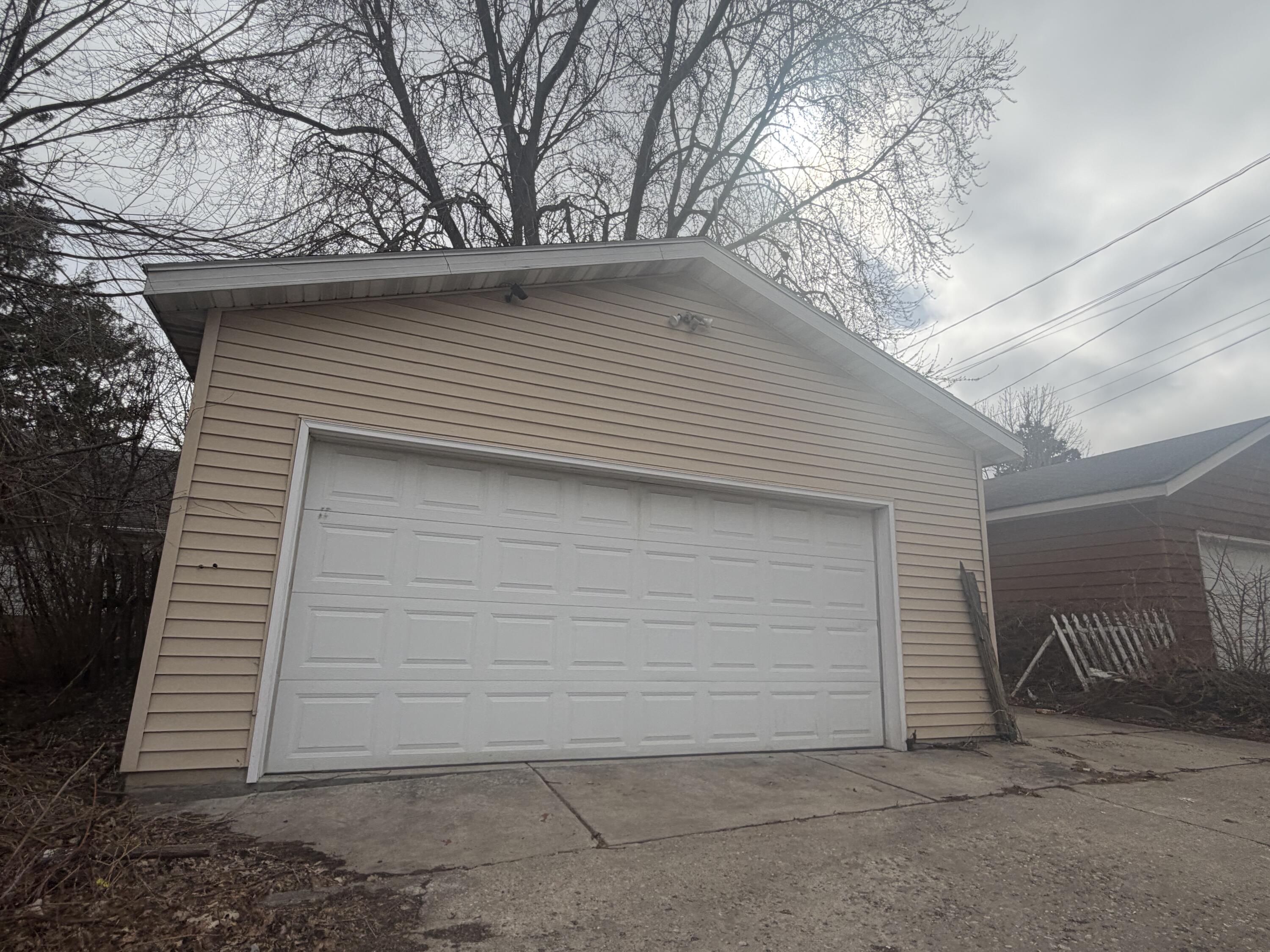 4257 North 67th Street Milwaukee, WI 53216 - Photo 3 of 3 IMG_1476