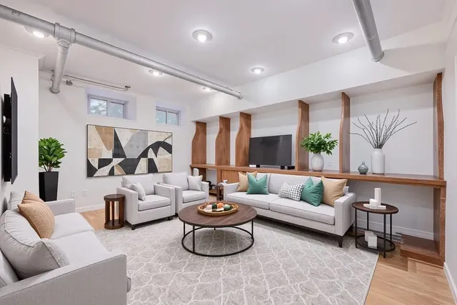 $700,000 | 52 Garden Street, Unit B2, Cambridge, MA 02138