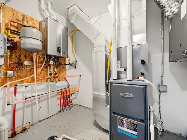 $344,900 | 676 Voyager Drive, Alexandria, MN 56308