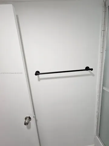 $2,050 | 1135 Euclid Avenue, Unit 201, Miami Beach, FL 33139