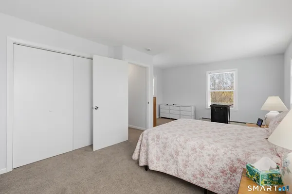 $538,000 | 9 Evas Drive, Brookfield, CT 06804