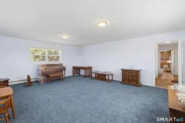 $538,000 | 9 Evas Drive, Brookfield, CT 06804