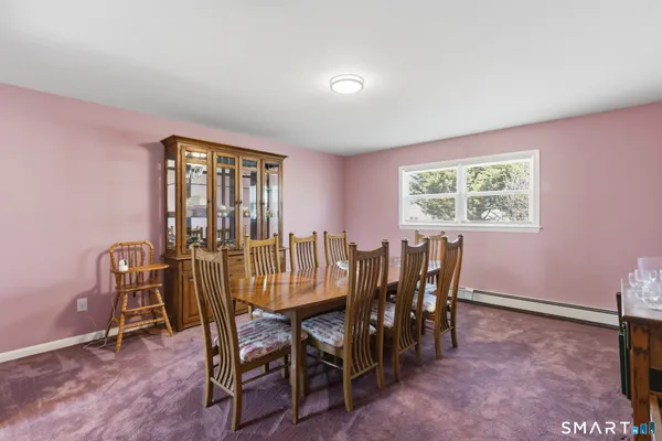 $538,000 | 9 Evas Drive, Brookfield, CT 06804