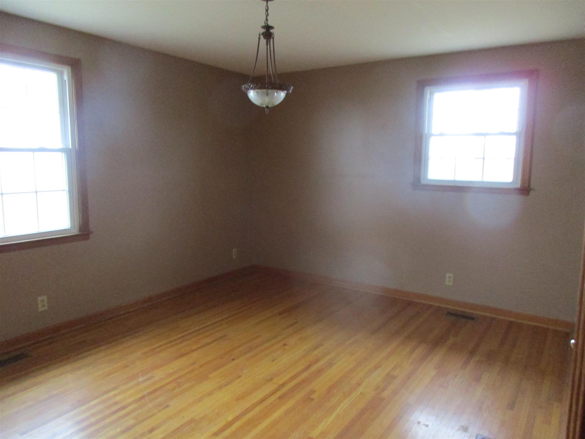 3779 Buck Road Clarksville, TN 37043 - Photo 9 of 12 an empty room with a window