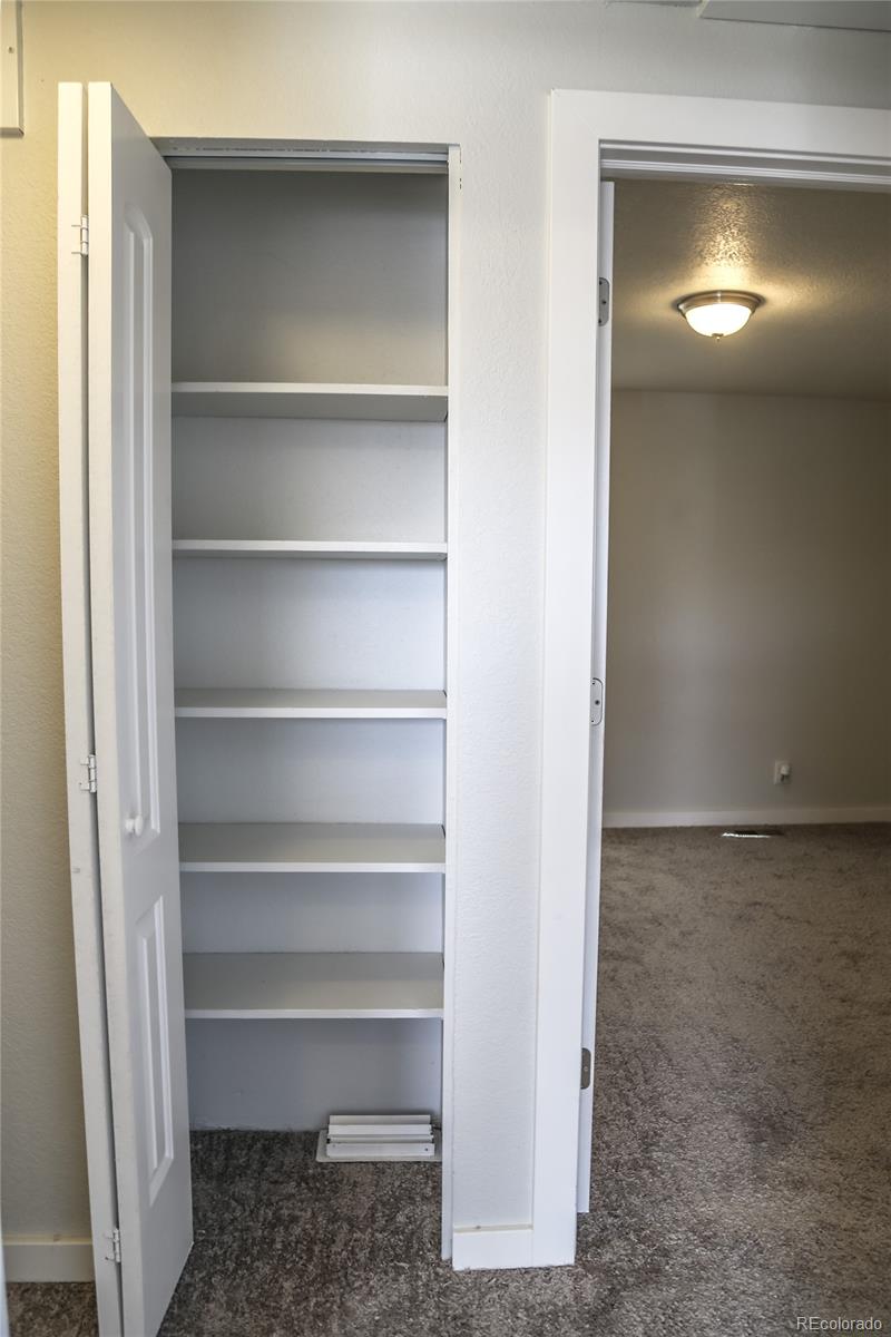 4991 Upton Court Denver, CO 80239 - Photo 11 of 22