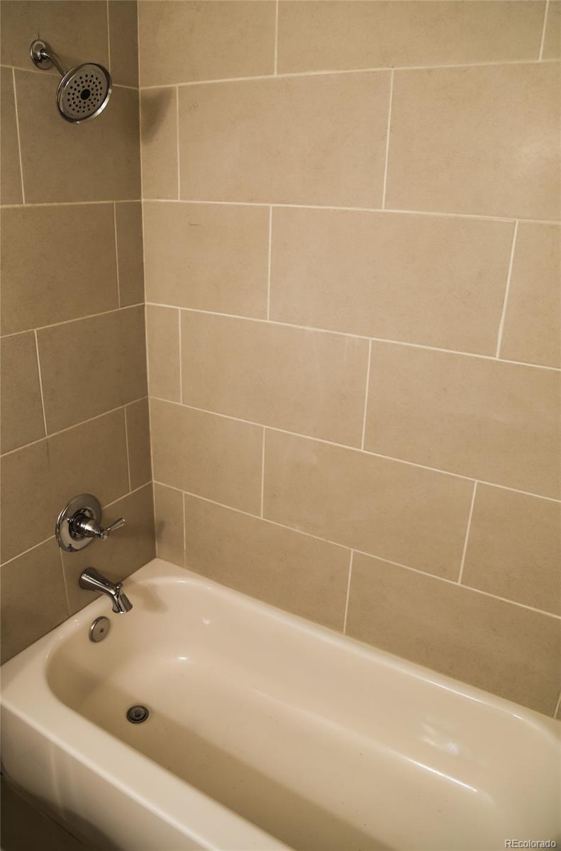 4991 Upton Court Denver, CO 80239 - Photo 17 of 22