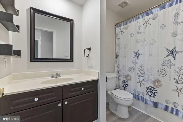 $689,000 | 11 Butternut Way, Sterling, VA 20164