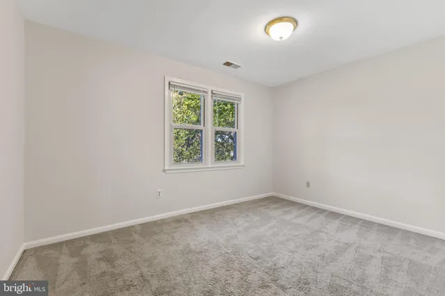 $689,000 | 11 Butternut Way, Sterling, VA 20164