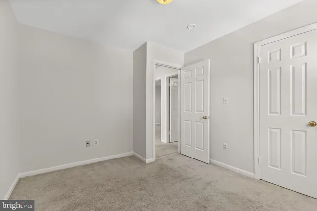 $689,000 | 11 Butternut Way, Sterling, VA 20164