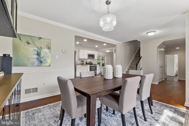 $689,000 | 11 Butternut Way, Sterling, VA 20164