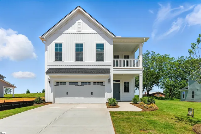 $319,000 | 7014 New Horizons Lane, Boiling Springs, SC 29316