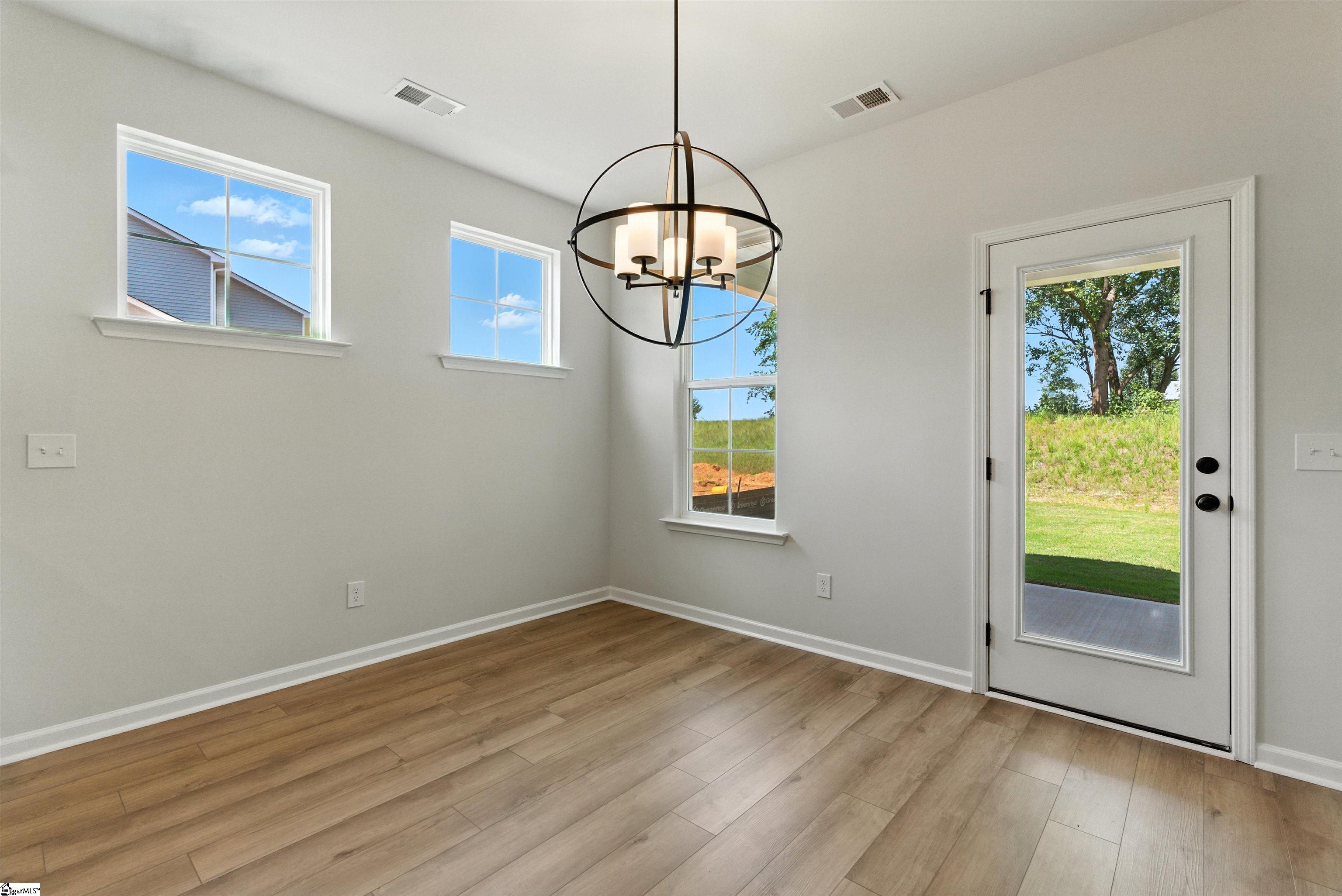 7014 New Horizons Lane Boiling Springs, SC 29316 - Photo 8 of 32