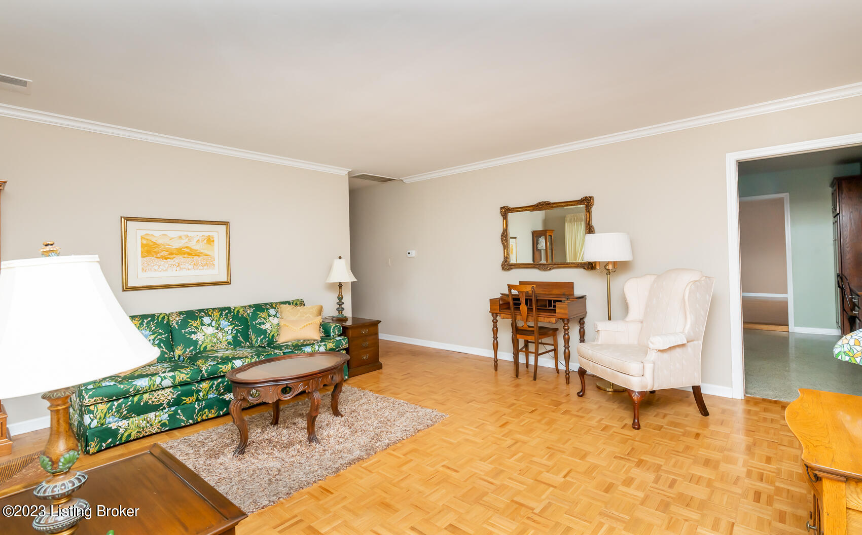 2012 Janlyn Road Louisville, KY 40299 - Photo 4 of 54 JLR-113