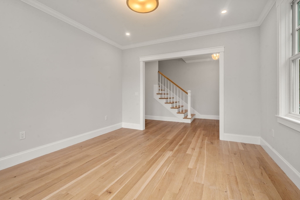 19 Northgate Road Wellesley, MA 02481 - Photo 11 of 39