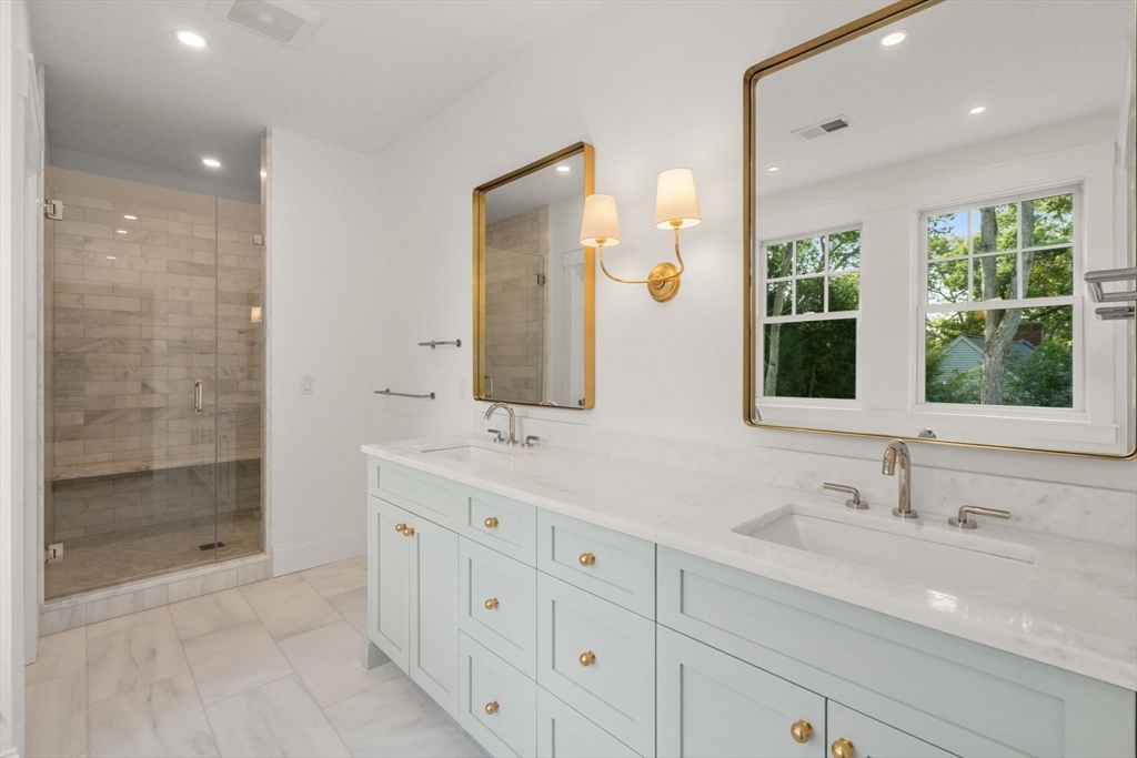 19 Northgate Road Wellesley, MA 02481 - Photo 17 of 39