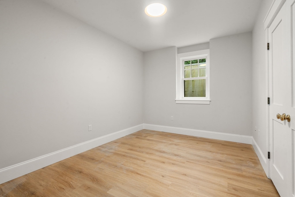 19 Northgate Road Wellesley, MA 02481 - Photo 33 of 39