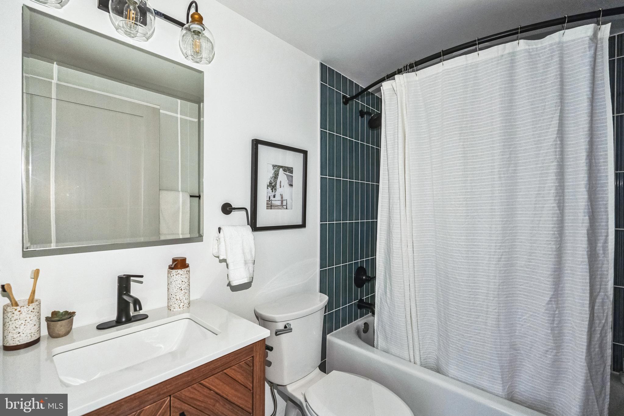 6515 Ridge Avenue, Unit 513 Philadelphia, PA 19128 - Photo 9 of 10