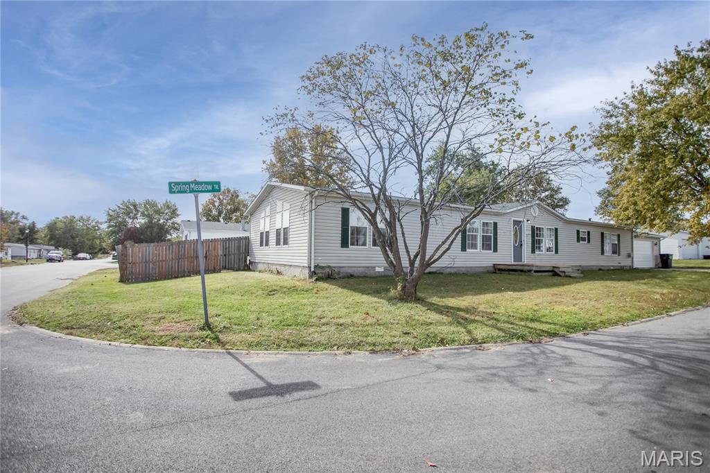 11262 Spring Meadow Trail Lebanon, IL 62254 - Photo 4 of 44 Gallery Image 4