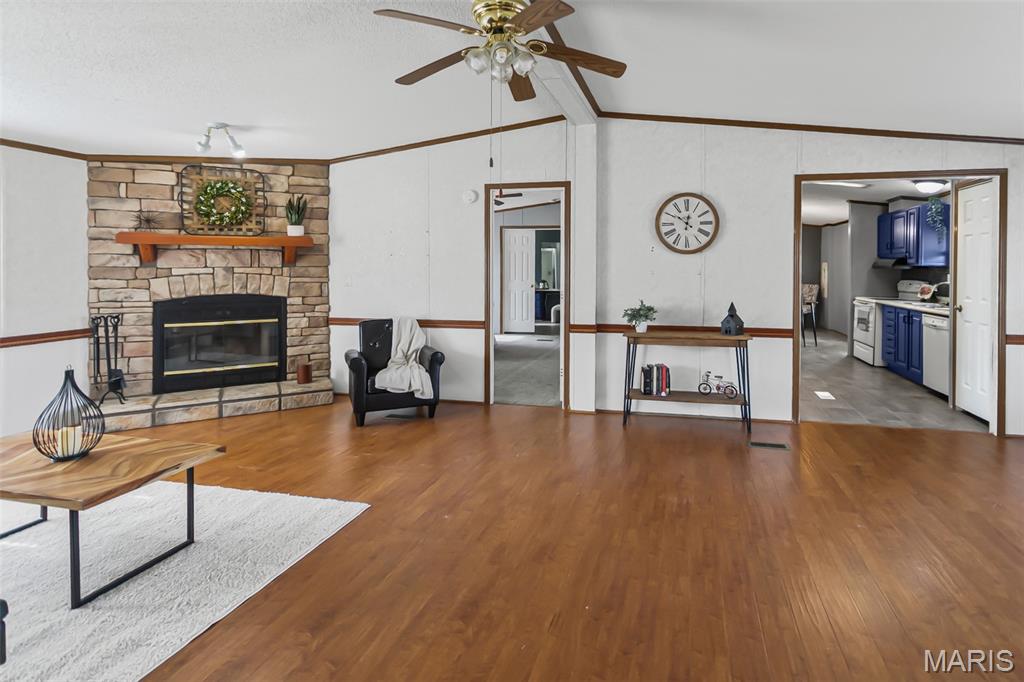 11262 Spring Meadow Trail Lebanon, IL 62254 - Photo 9 of 44 Gallery Image 9