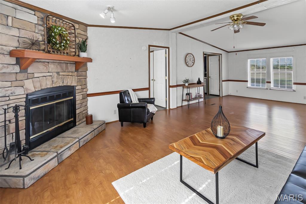 11262 Spring Meadow Trail Lebanon, IL 62254 - Photo 10 of 44 Gallery Image 10