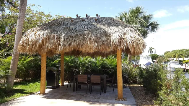 a view of outdoor space yard and patio