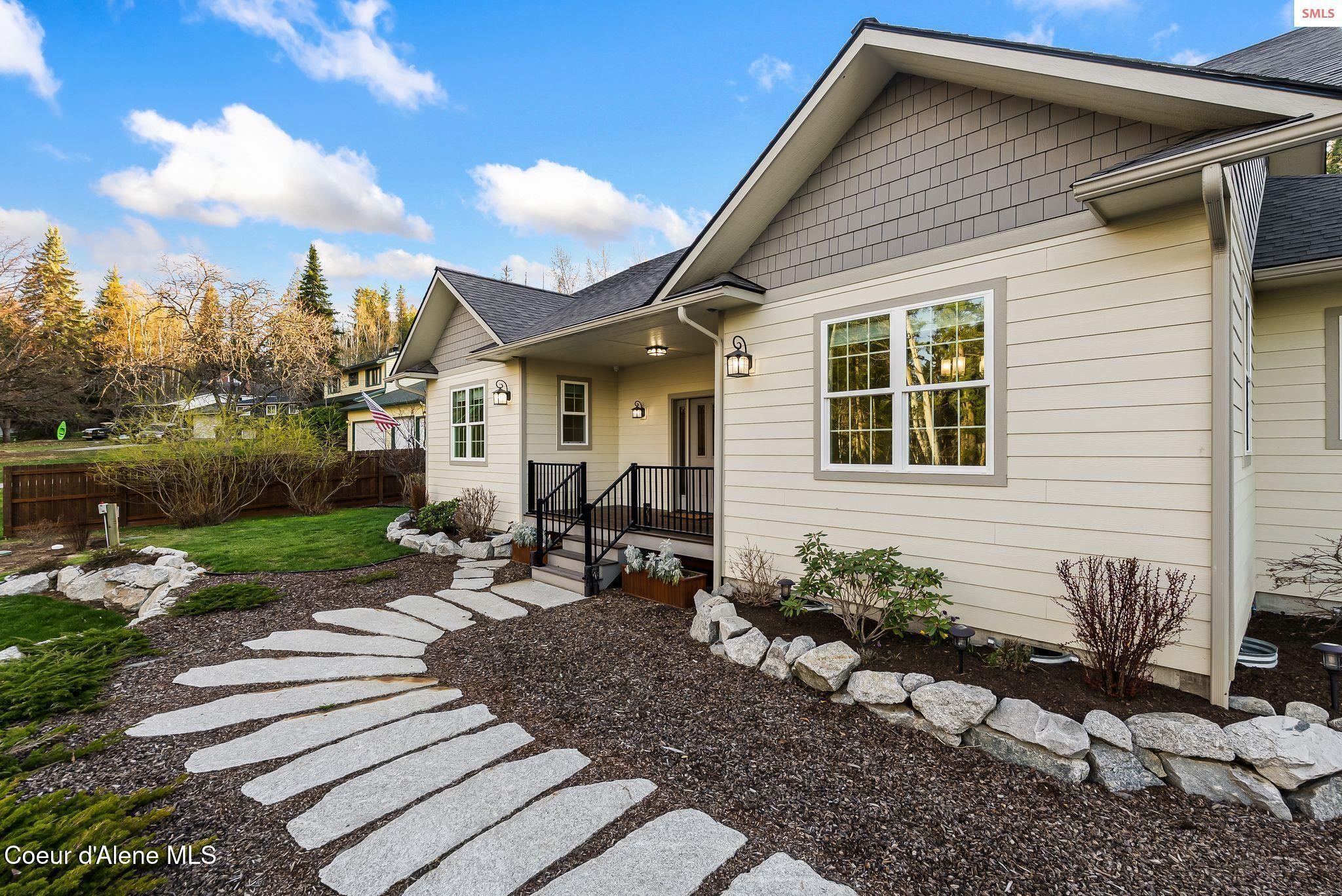 266 Syringa Heights Road Sandpoint, ID 83864 - Photo 3 of 92 3