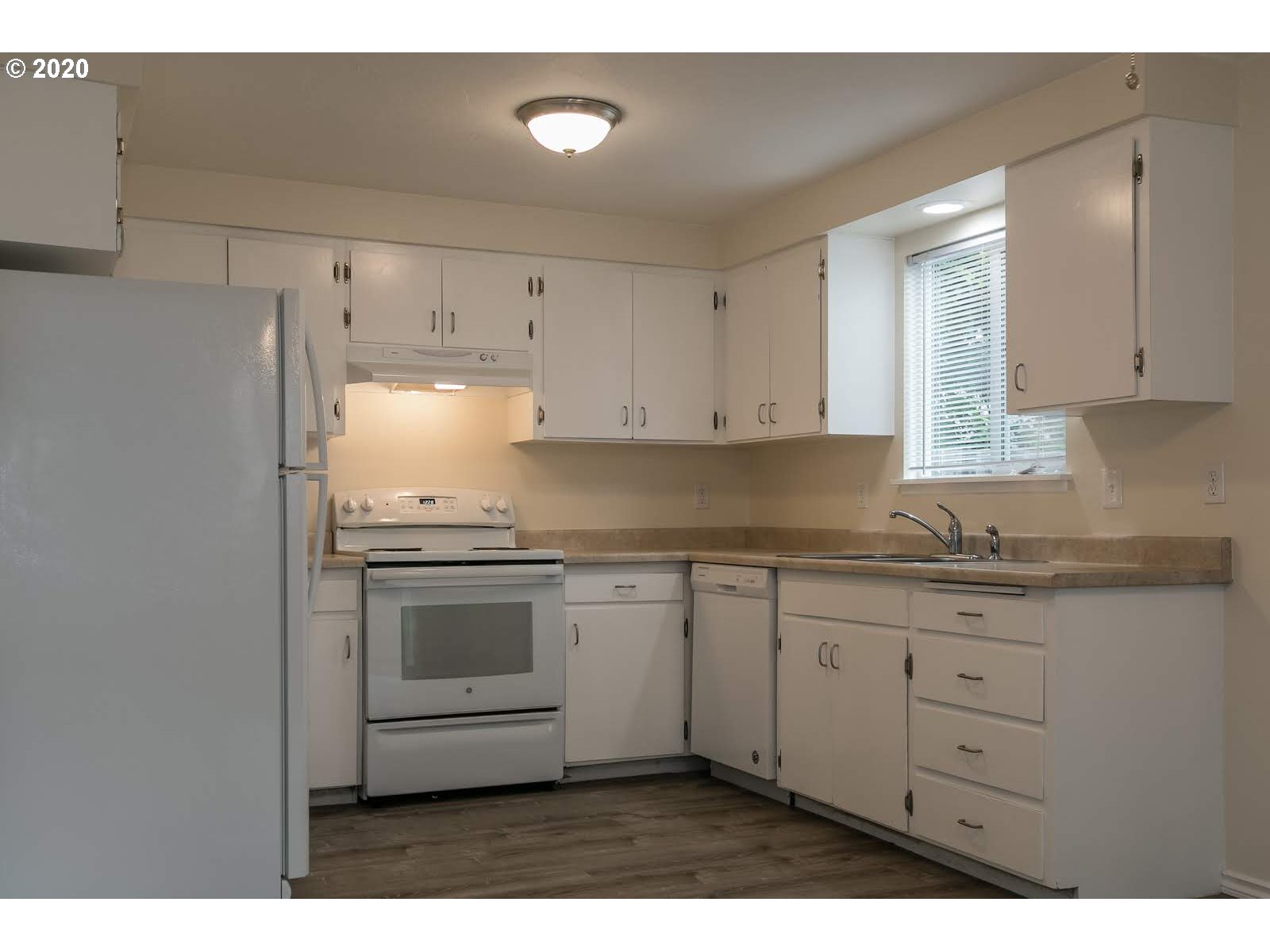 5135 Bluebelle Way Springfield, OR 97478 - Photo 12 of 21
