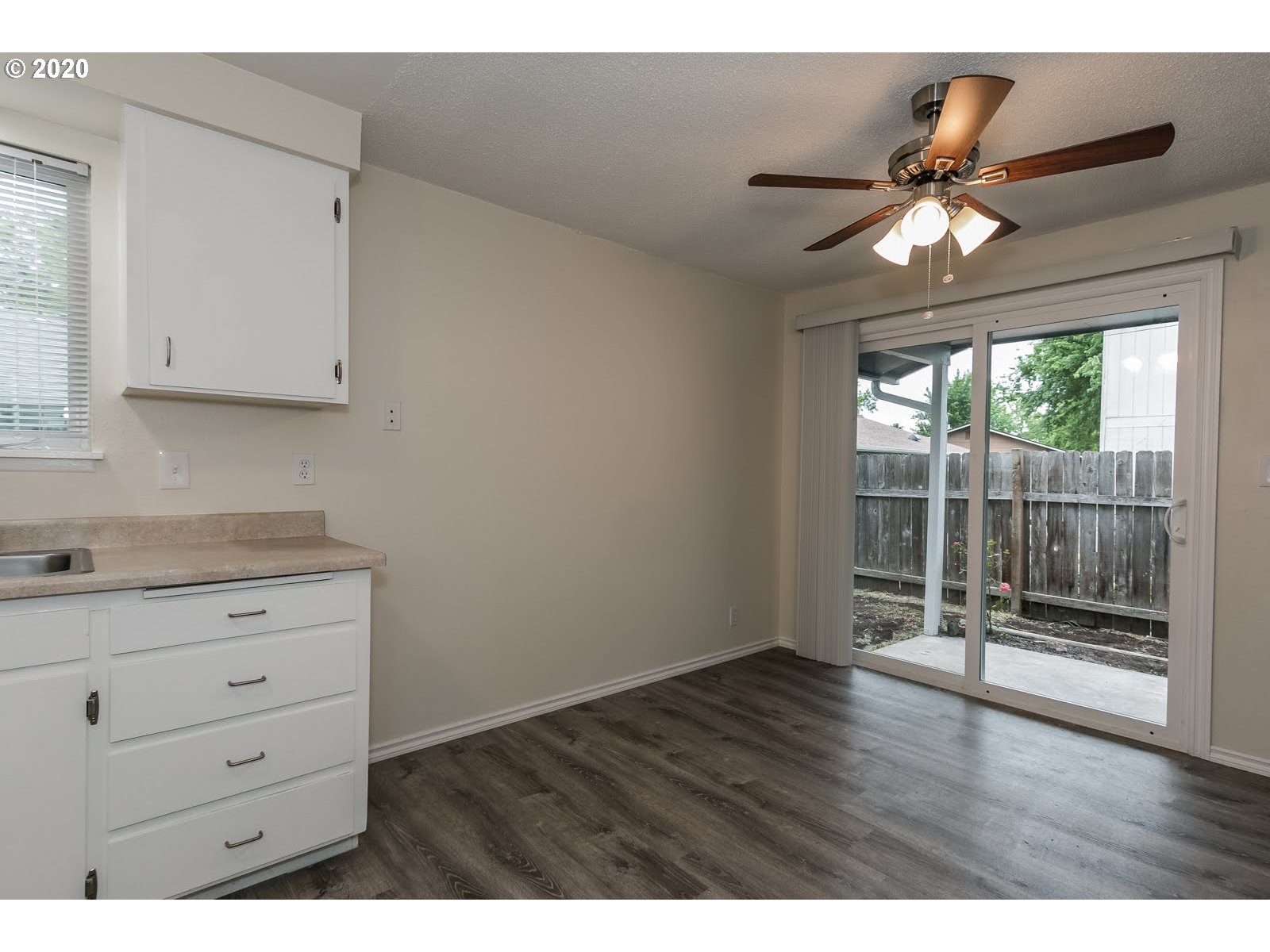 5135 Bluebelle Way Springfield, OR 97478 - Photo 13 of 21