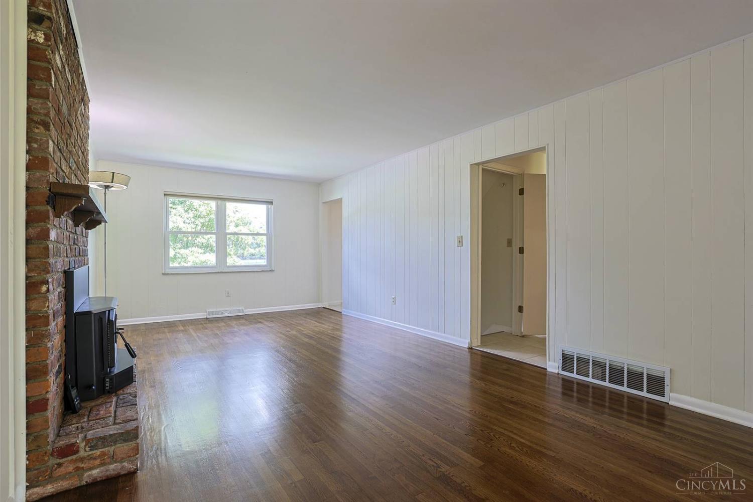 10639 Weil Road Montgomery, OH 45249 - Photo 12 of 54