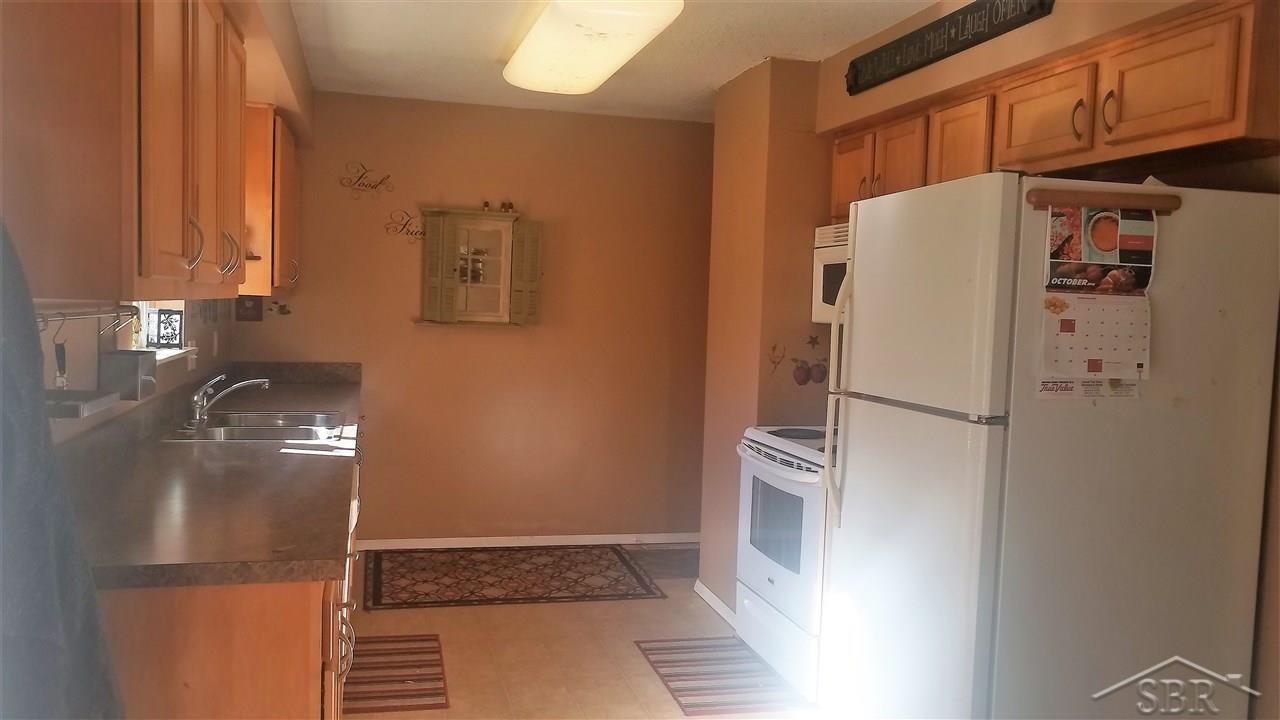 5835 Ormes Road Vassar, MI 48768 - Photo 6 of 27 31364144-5.JPG