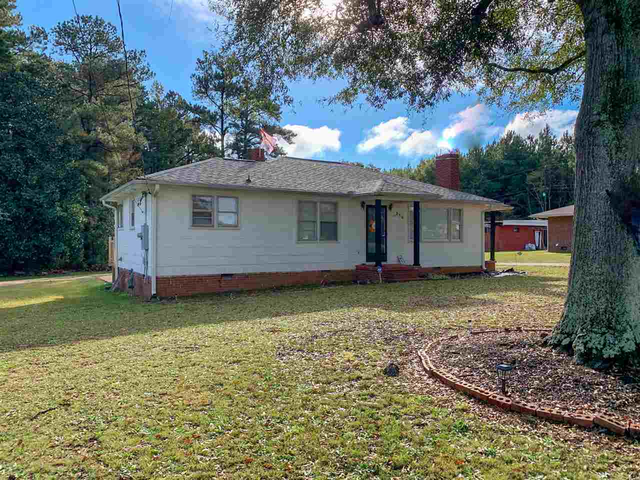318 Rainbow Lake Road Boiling Springs, SC 29316 - Photo 1 of 15