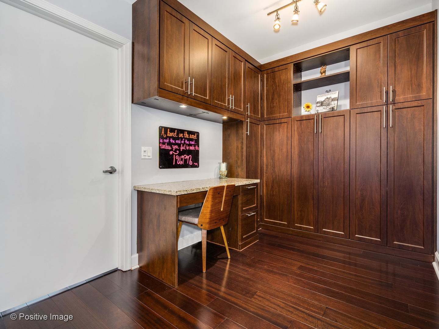 100 East 14th Street, Unit 903 Chicago, IL 60605 - Photo 11 of 25