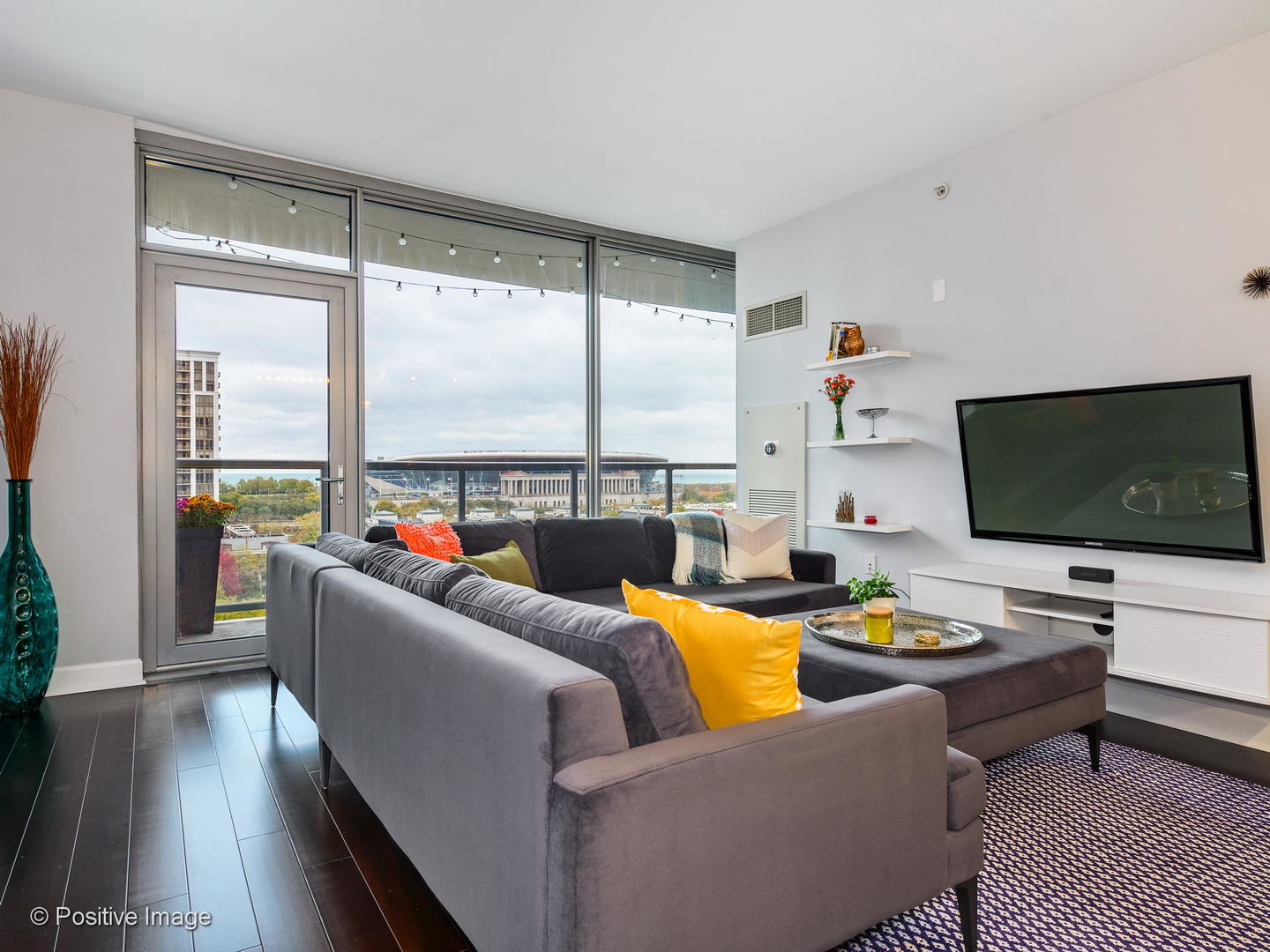 100 East 14th Street, Unit 903 Chicago, IL 60605 - Photo 6 of 25