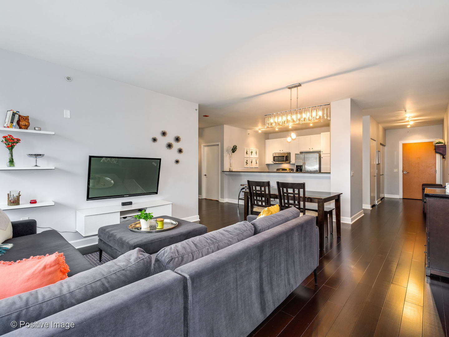 100 East 14th Street, Unit 903 Chicago, IL 60605 - Photo 8 of 25