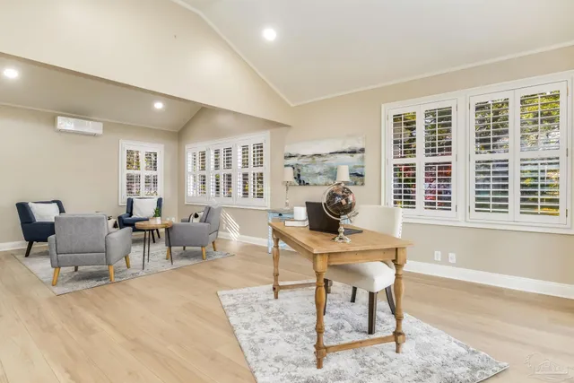 $1,699,000 | 22 Lakeside Drive, Pensacola, FL 32507