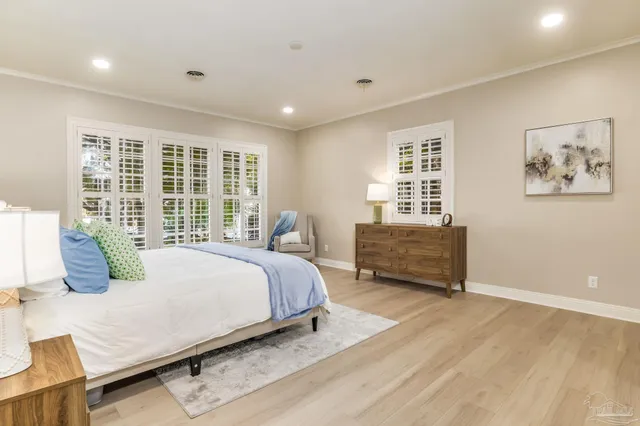 $1,699,000 | 22 Lakeside Drive, Pensacola, FL 32507