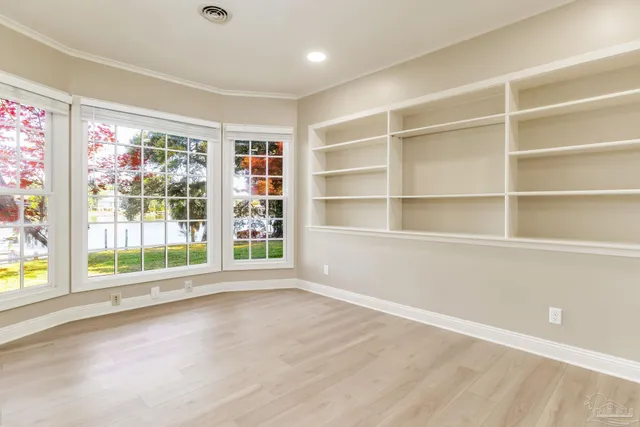 $1,699,000 | 22 Lakeside Drive, Pensacola, FL 32507