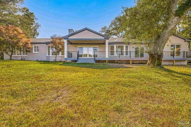 $1,699,000 | 22 Lakeside Drive, Pensacola, FL 32507