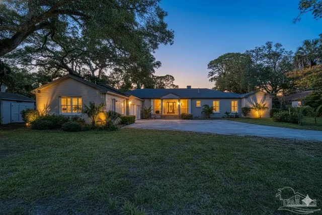 $1,699,000 | 22 Lakeside Drive, Pensacola, FL 32507