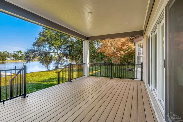 $1,699,000 | 22 Lakeside Drive, Pensacola, FL 32507
