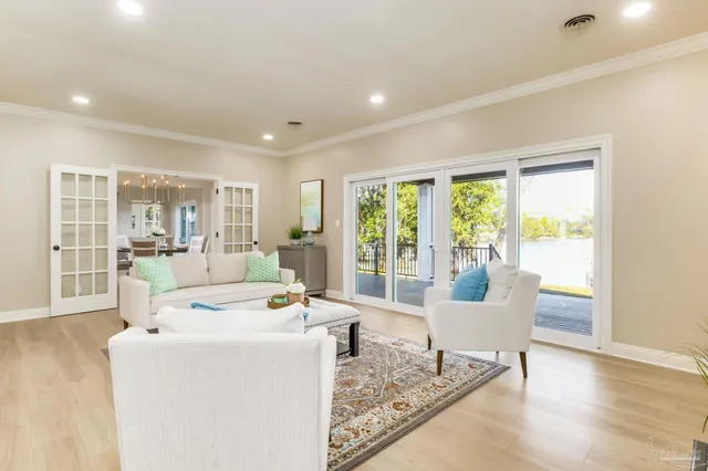 $1,699,000 | 22 Lakeside Drive, Pensacola, FL 32507