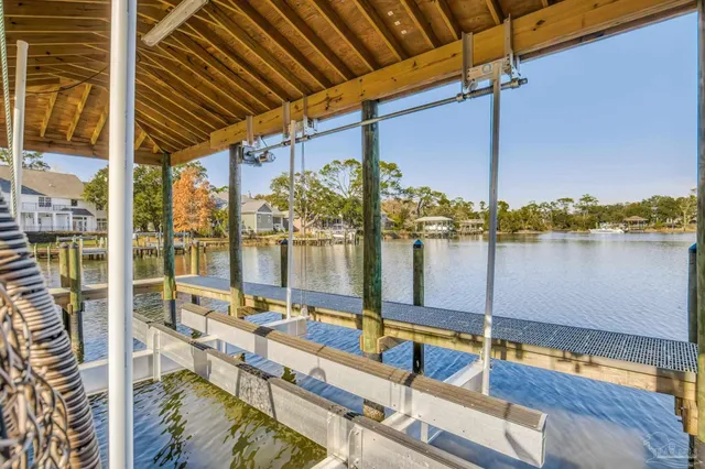 $1,699,000 | 22 Lakeside Drive, Pensacola, FL 32507