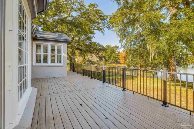 $1,699,000 | 22 Lakeside Drive, Pensacola, FL 32507