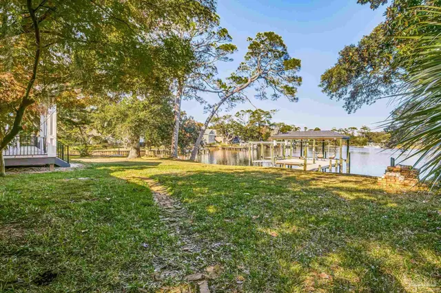 $1,699,000 | 22 Lakeside Drive, Pensacola, FL 32507