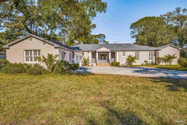 $1,699,000 | 22 Lakeside Drive, Pensacola, FL 32507