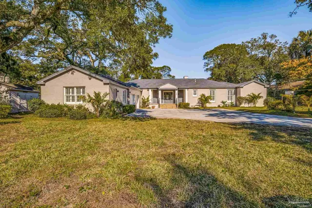 $1,699,000 | 22 Lakeside Drive, Pensacola, FL 32507