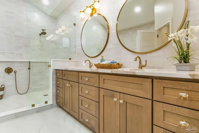 $1,699,000 | 22 Lakeside Drive, Pensacola, FL 32507