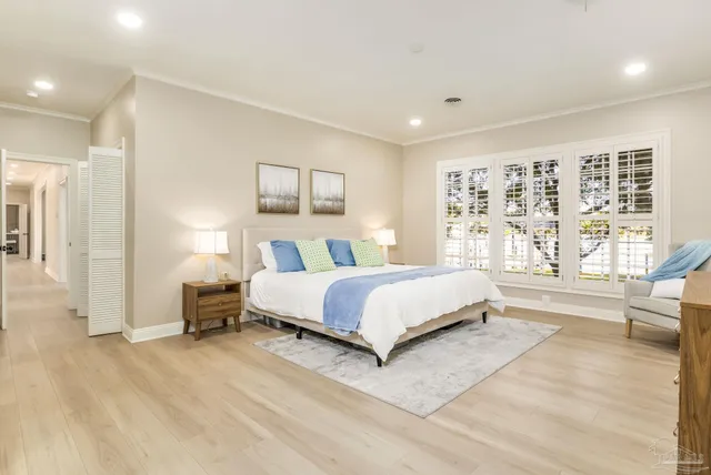 $1,699,000 | 22 Lakeside Drive, Pensacola, FL 32507