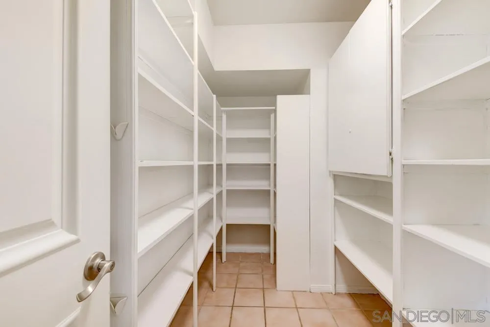 17743 Valle Verde Road Poway, CA 92064 - Photo 15 of 62 Gallery Image 15