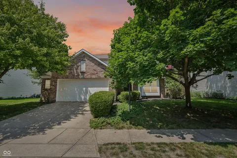 $425,000 | 5868 East 126th Street, Carmel, IN 46033